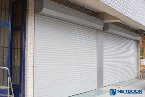 lắp ;ô cuốn ngoài nhà